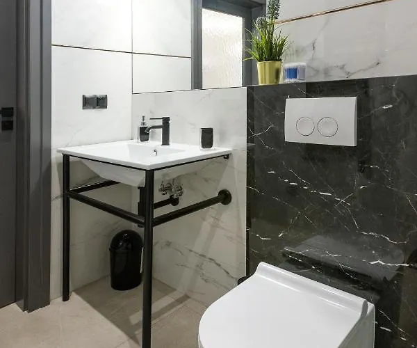 Luxury At The Main Square Tomasza Street Appartamento Cracovia